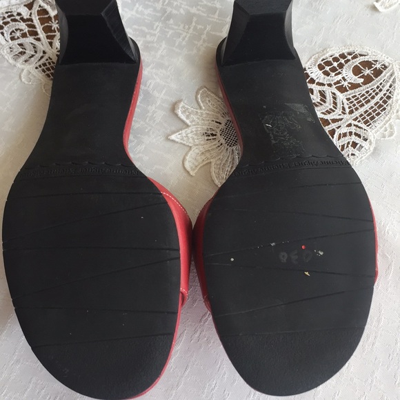 Etienne Aigner Red Leather Slides - Picture 5 of 8